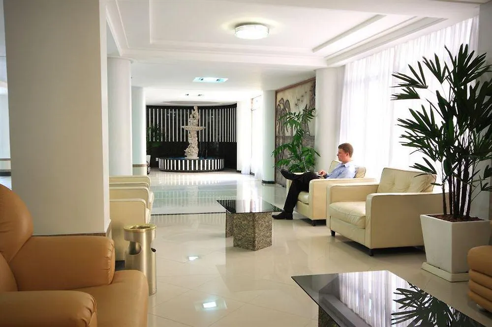 ***  Hamburgo Palace Hotel Balneário Camboriú Brésil
